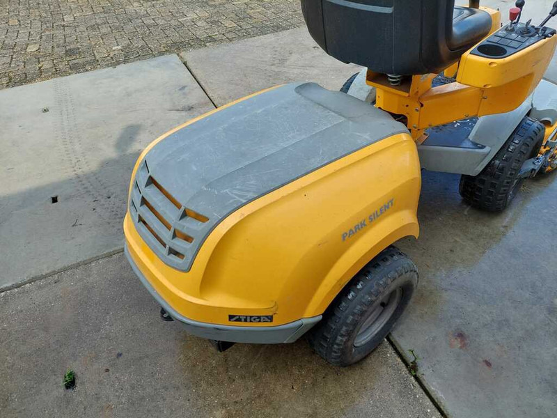 Stiga Park Silent - Mesin pemotong rumput: gambar 3 Stiga Park Silent - Mesin pemotong rumput: gambar 3