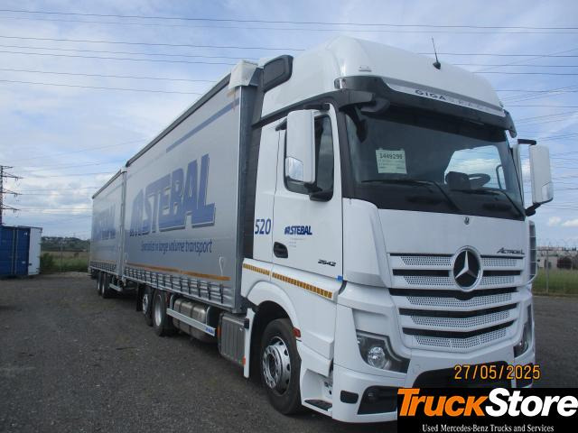 Mercedes-Benz Actros 2542 - Truk dengan terpal samping: gambar 1 Mercedes-Benz Actros 2542 - Truk dengan terpal samping: gambar 1