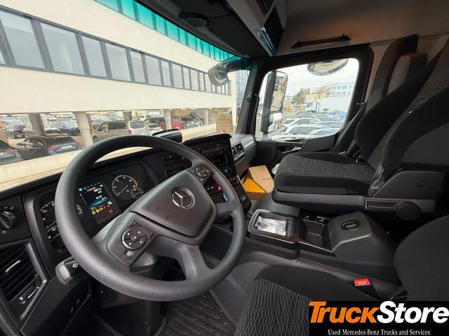 Truk sasis Mercedes-Benz Arocs 1836 A: gambar 8 Truk sasis Mercedes-Benz Arocs 1836 A: gambar 8