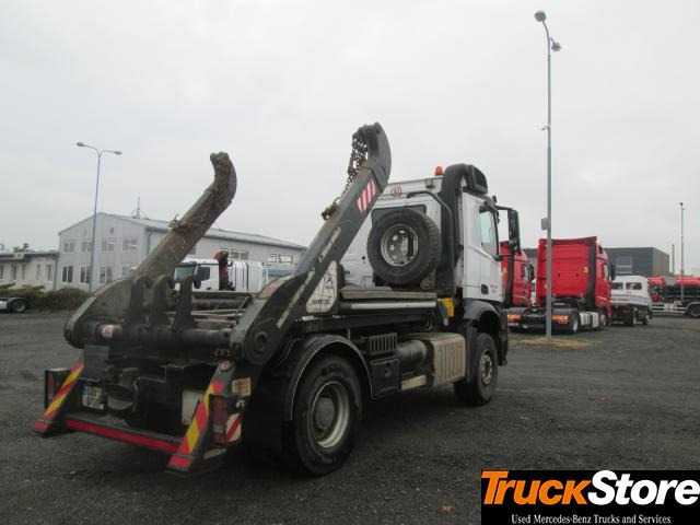 Mercedes-Benz Arocs 1845 LK - Truk skip loader: gambar 4 Mercedes-Benz Arocs 1845 LK - Truk skip loader: gambar 4