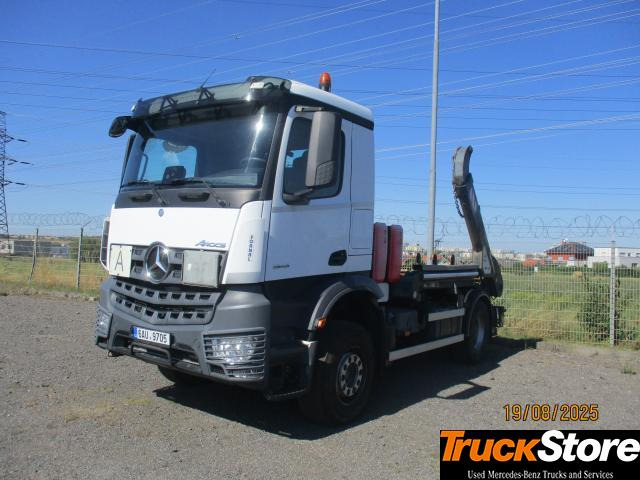 Mercedes-Benz Arocs 1845 LK - Truk skip loader: gambar 1 Mercedes-Benz Arocs 1845 LK - Truk skip loader: gambar 1