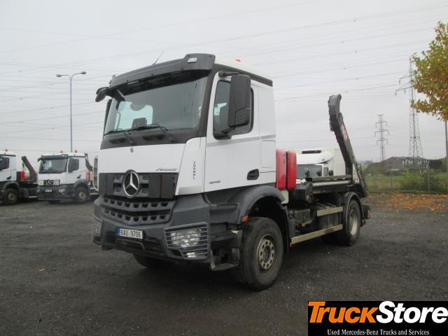 Mercedes-Benz Arocs 1845 LK - Truk skip loader: gambar 1 Mercedes-Benz Arocs 1845 LK - Truk skip loader: gambar 1
