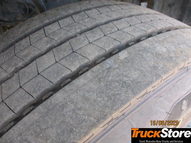 Mercedes-Benz Arocs 1846 LK - Truk skip loader: gambar 2 Mercedes-Benz Arocs 1846 LK - Truk skip loader: gambar 2