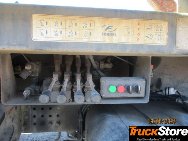 Truk skip loader Mercedes-Benz Arocs 1846 LK: gambar 6