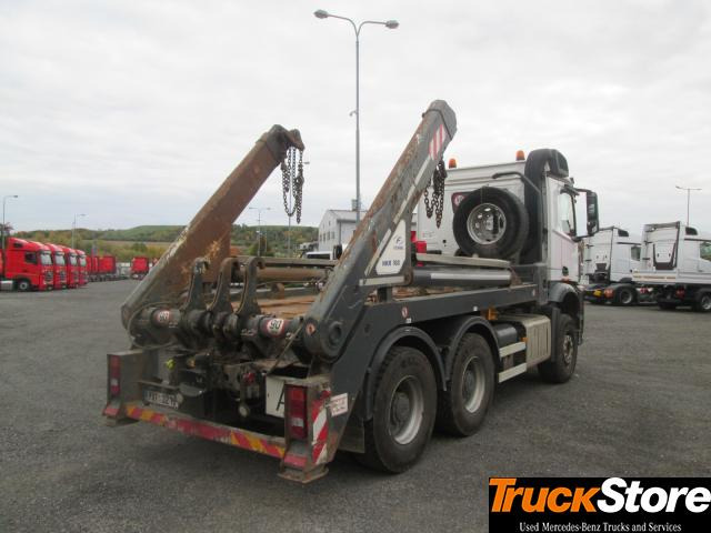 Mercedes-Benz Arocs 2645 LK - Truk skip loader: gambar 4 Mercedes-Benz Arocs 2645 LK - Truk skip loader: gambar 4
