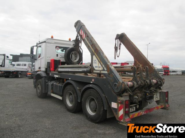 Mercedes-Benz Arocs 2645 LK - Truk skip loader: gambar 5 Mercedes-Benz Arocs 2645 LK - Truk skip loader: gambar 5