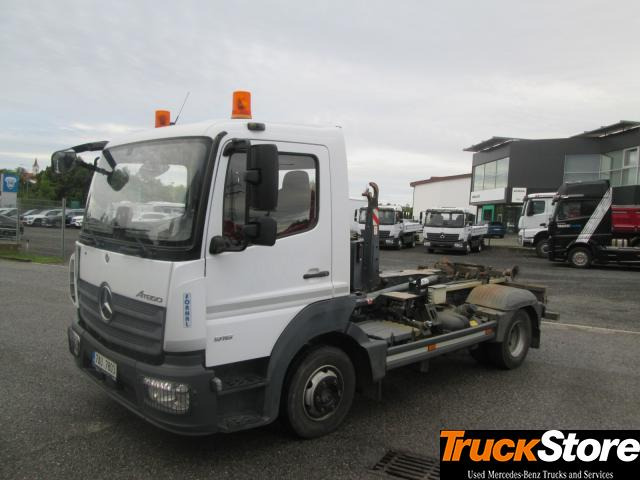 Mercedes-Benz Atego 916 - Hook lift: gambar 1 Mercedes-Benz Atego 916 - Hook lift: gambar 1