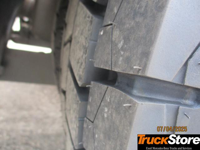 Mercedes-Benz Actros 1845 LS - Tractor head: gambar 5 Mercedes-Benz Actros 1845 LS - Tractor head: gambar 5