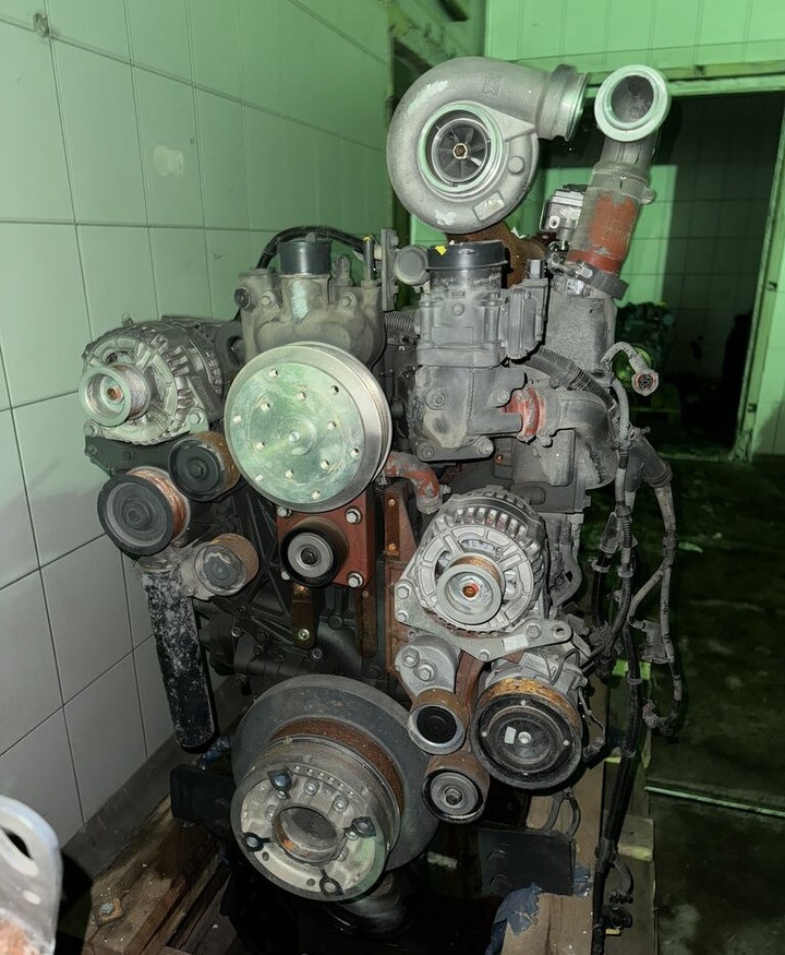 Deutz TTCD 7.8 L6 - Mesin untuk Ekskavator: gambar 1 Deutz TTCD 7.8 L6 - Mesin untuk Ekskavator: gambar 1
