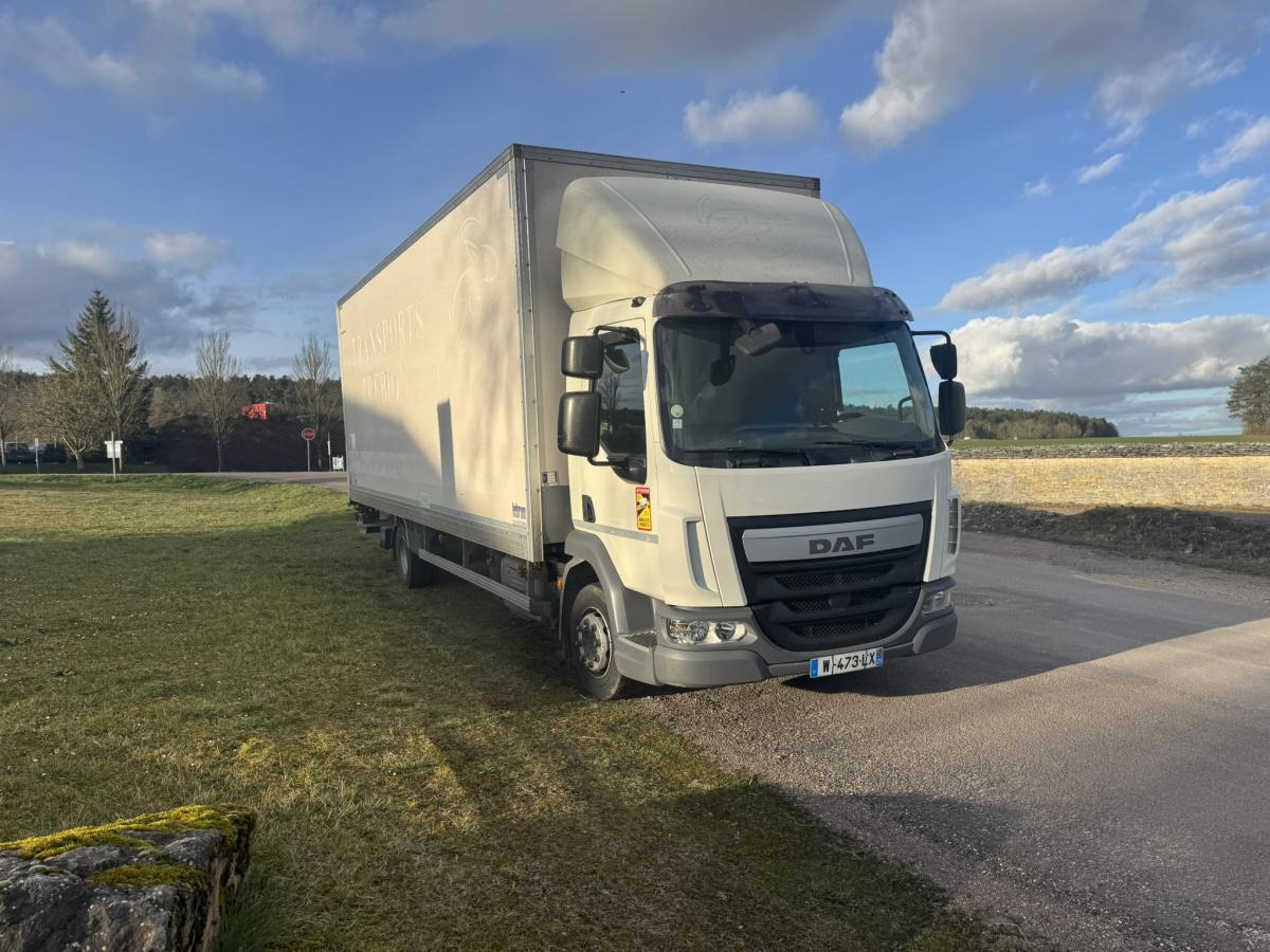 DAF LF 210 FA - Truk box: gambar 3 DAF LF 210 FA - Truk box: gambar 3