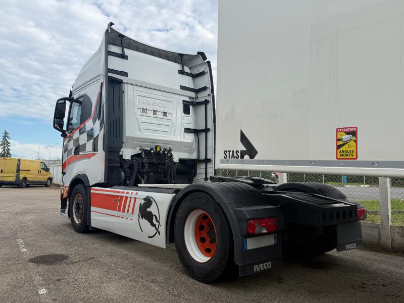 Iveco S-WAY 510 - Tractor head: gambar 5 Iveco S-WAY 510 - Tractor head: gambar 5