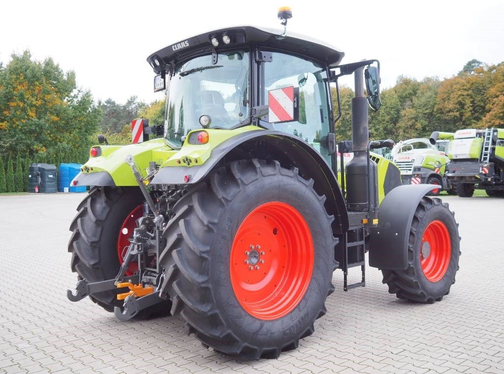 Claas Arion 610 CIS - Traktor: gambar 3 Claas Arion 610 CIS - Traktor: gambar 3