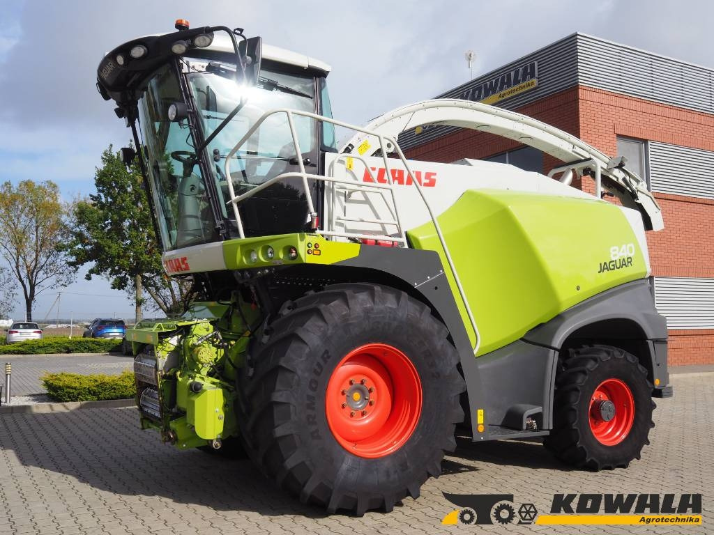 Claas Jaguar 840 4x4  - Pemanen hijauan: gambar 1 Claas Jaguar 840 4x4  - Pemanen hijauan: gambar 1