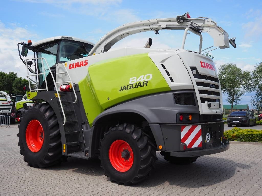 Claas Jaguar 840 - Pemanen hijauan: gambar 2 Claas Jaguar 840 - Pemanen hijauan: gambar 2