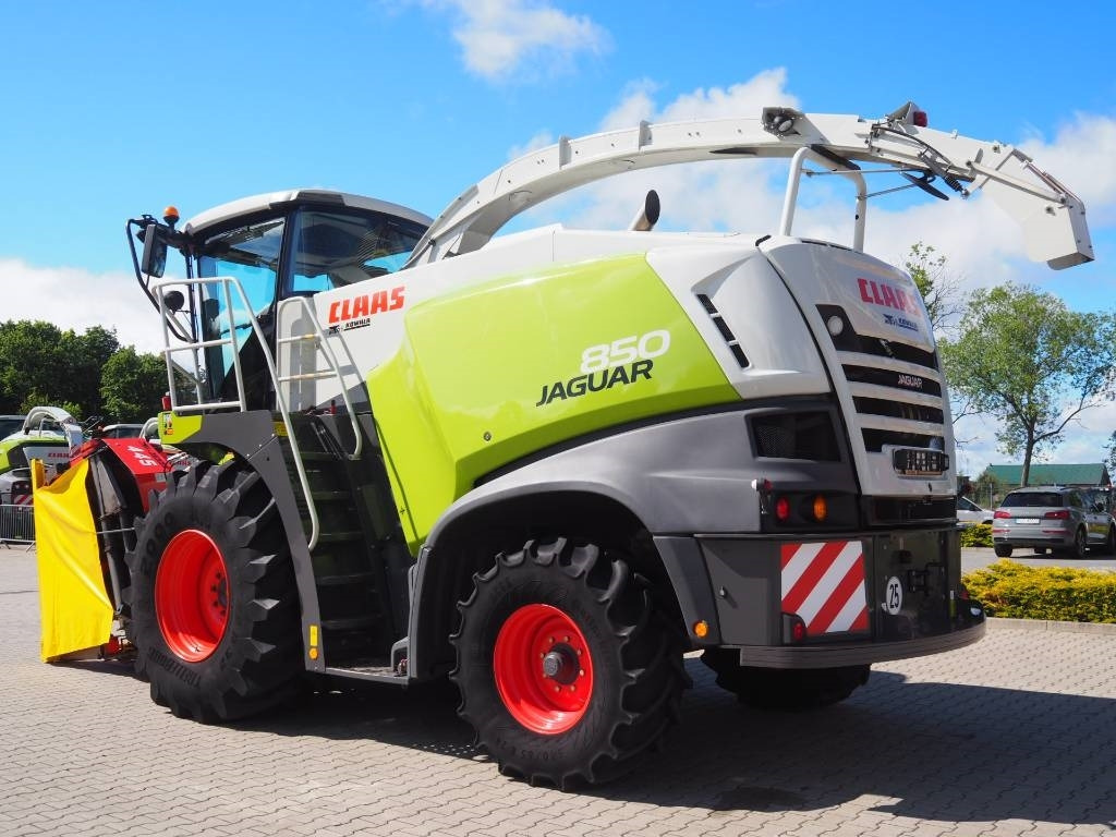 Claas Jaguar 850 + Kemper 445 - Pemanen hijauan: gambar 2 Claas Jaguar 850 + Kemper 445 - Pemanen hijauan: gambar 2