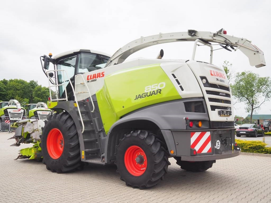 Claas Jaguar 850 + Orbis 450 - Pemanen hijauan: gambar 2 Claas Jaguar 850 + Orbis 450 - Pemanen hijauan: gambar 2