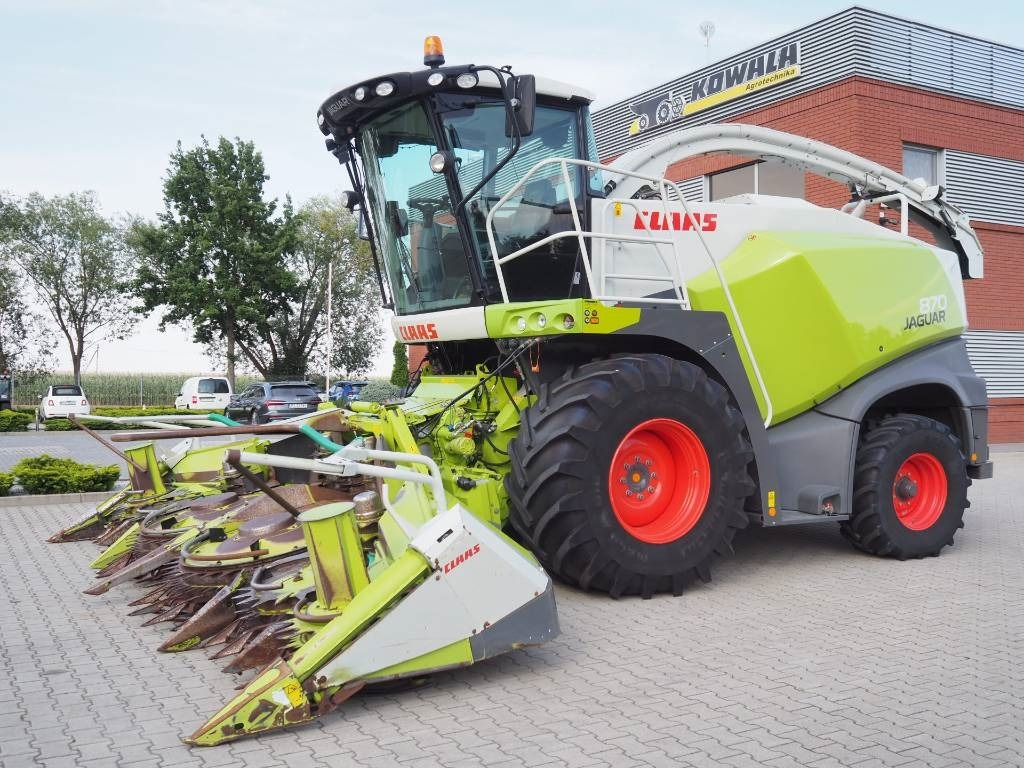 Claas Jaguar 870 + Orbis 600 SD - Pemanen hijauan: gambar 5 Claas Jaguar 870 + Orbis 600 SD - Pemanen hijauan: gambar 5