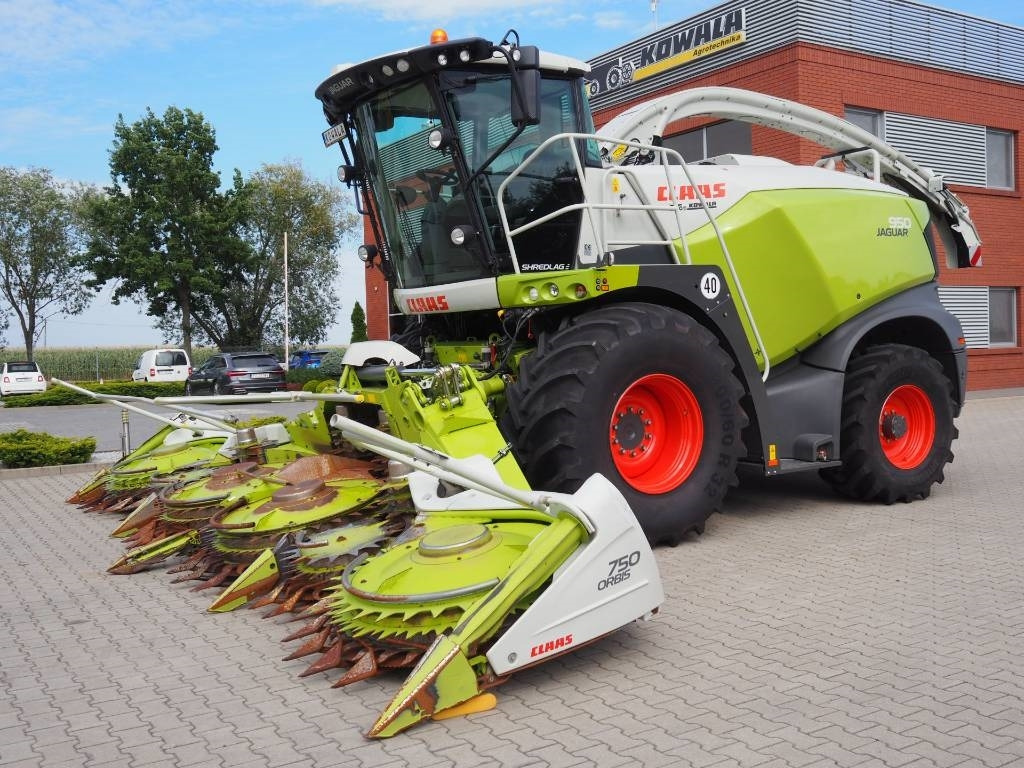 Claas Jaguar 950 4x4 + Orbis 750  - Pemanen hijauan: gambar 5 Claas Jaguar 950 4x4 + Orbis 750  - Pemanen hijauan: gambar 5