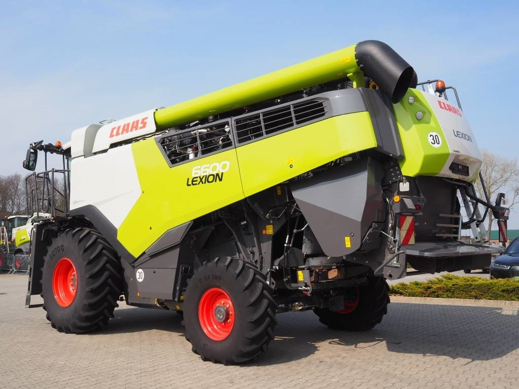 Claas Lexion 6600 GPS + V770 - Pemanen gabungan: gambar 2 Claas Lexion 6600 GPS + V770 - Pemanen gabungan: gambar 2