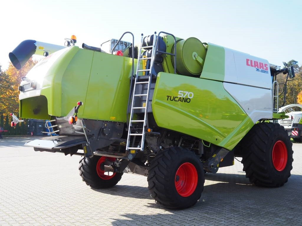 Claas Tucano 570 GPS + V770 - Pemanen gabungan: gambar 3 Claas Tucano 570 GPS + V770 - Pemanen gabungan: gambar 3