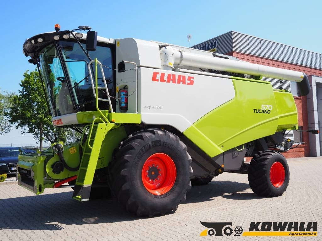 Claas Tucano 570 + V770 - Pemanen gabungan: gambar 1 Claas Tucano 570 + V770 - Pemanen gabungan: gambar 1