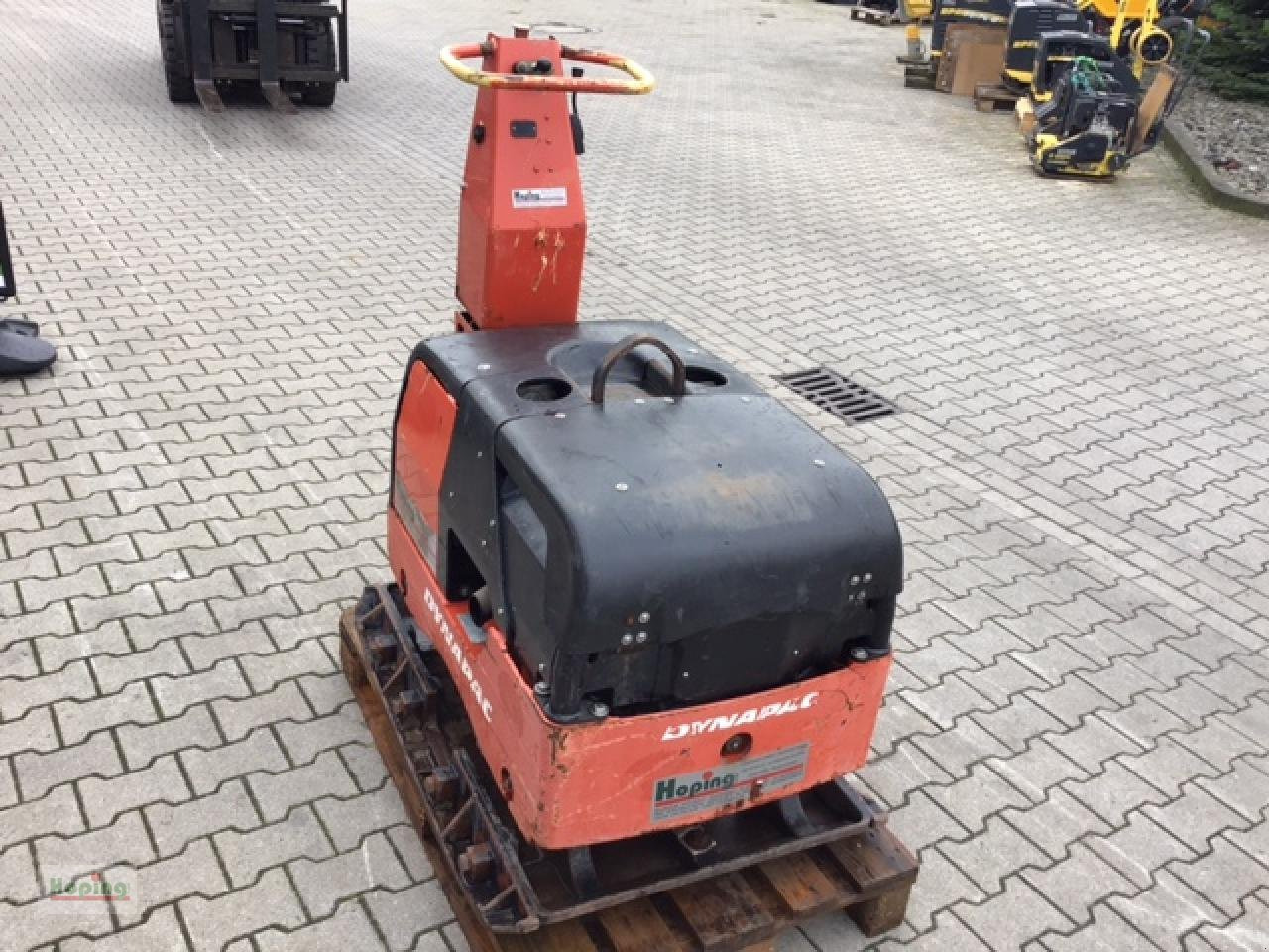 DYNAPAC LH 700 - Pelat getar: gambar 4 DYNAPAC LH 700 - Pelat getar: gambar 4