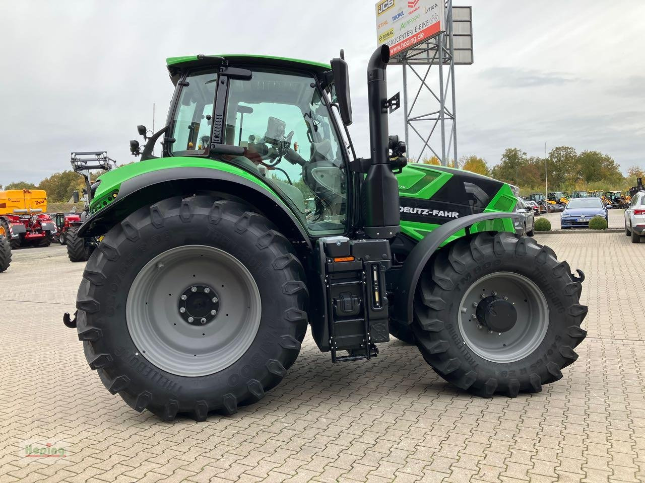 Deutz 6160.4 TTV - Traktor: gambar 4 Deutz 6160.4 TTV - Traktor: gambar 4