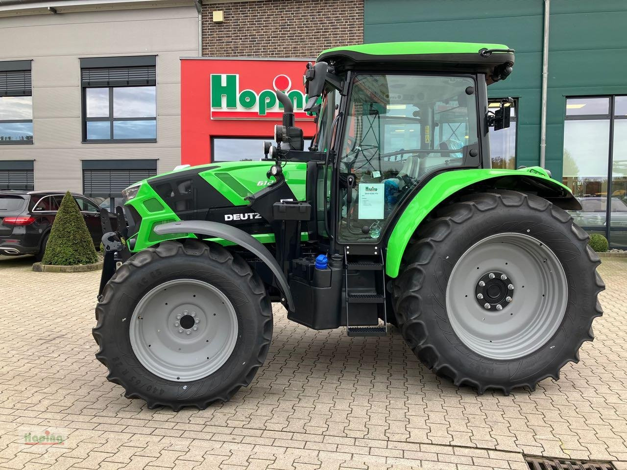 Deutz-Fahr 6125C TTV STAGE V - Traktor: gambar 2 Deutz-Fahr 6125C TTV STAGE V - Traktor: gambar 2