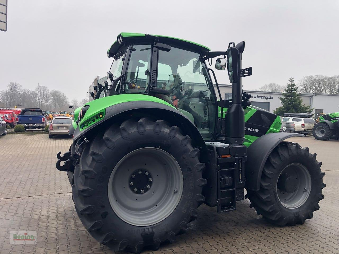 Deutz-Fahr Deutz 6160.4 TTV - Traktor: gambar 4 Deutz-Fahr Deutz 6160.4 TTV - Traktor: gambar 4