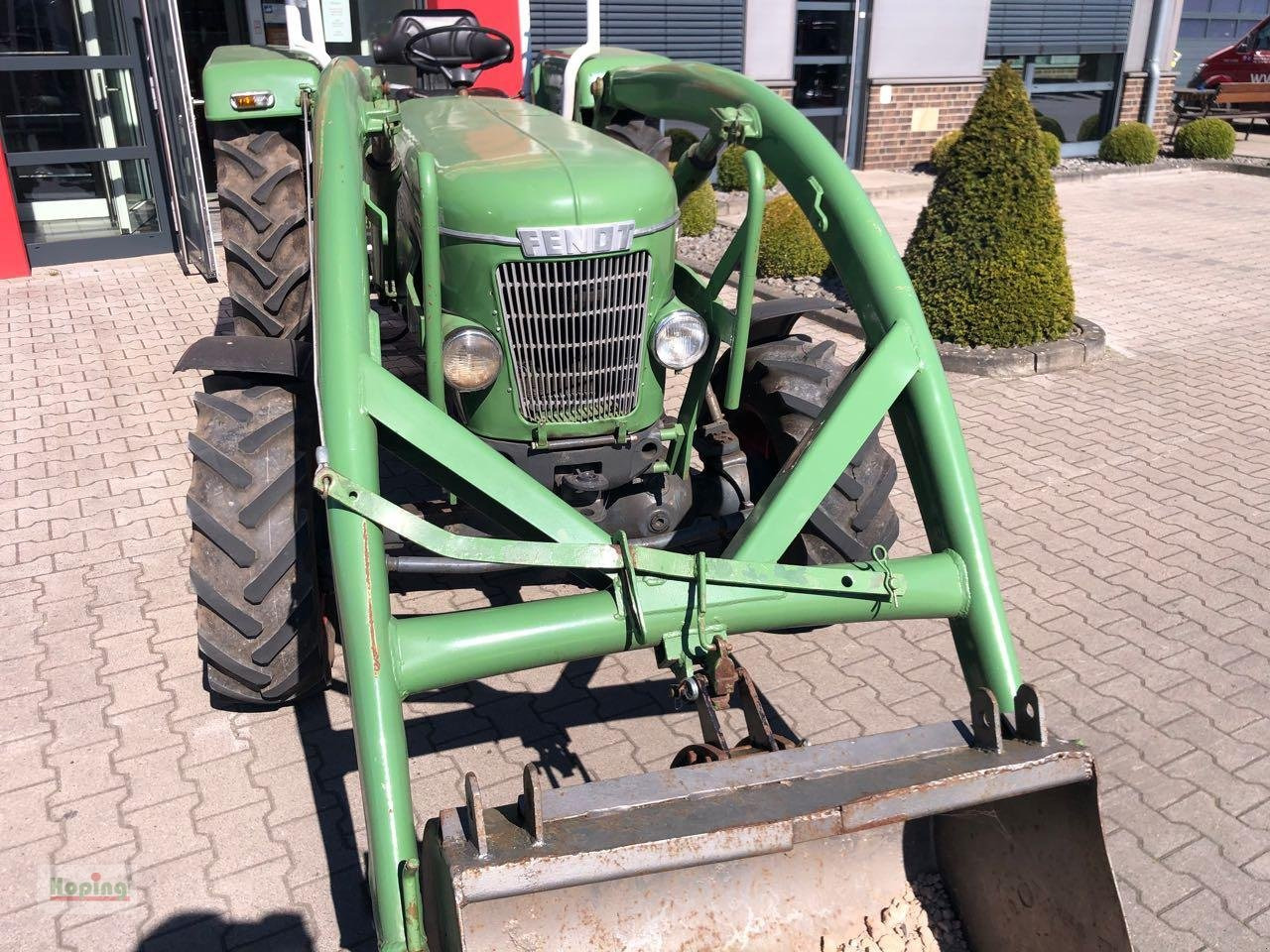 Fendt Farmer 3s - Traktor: gambar 5 Fendt Farmer 3s - Traktor: gambar 5