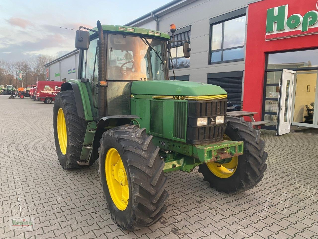 John Deere 6600 - Traktor: gambar 2 John Deere 6600 - Traktor: gambar 2