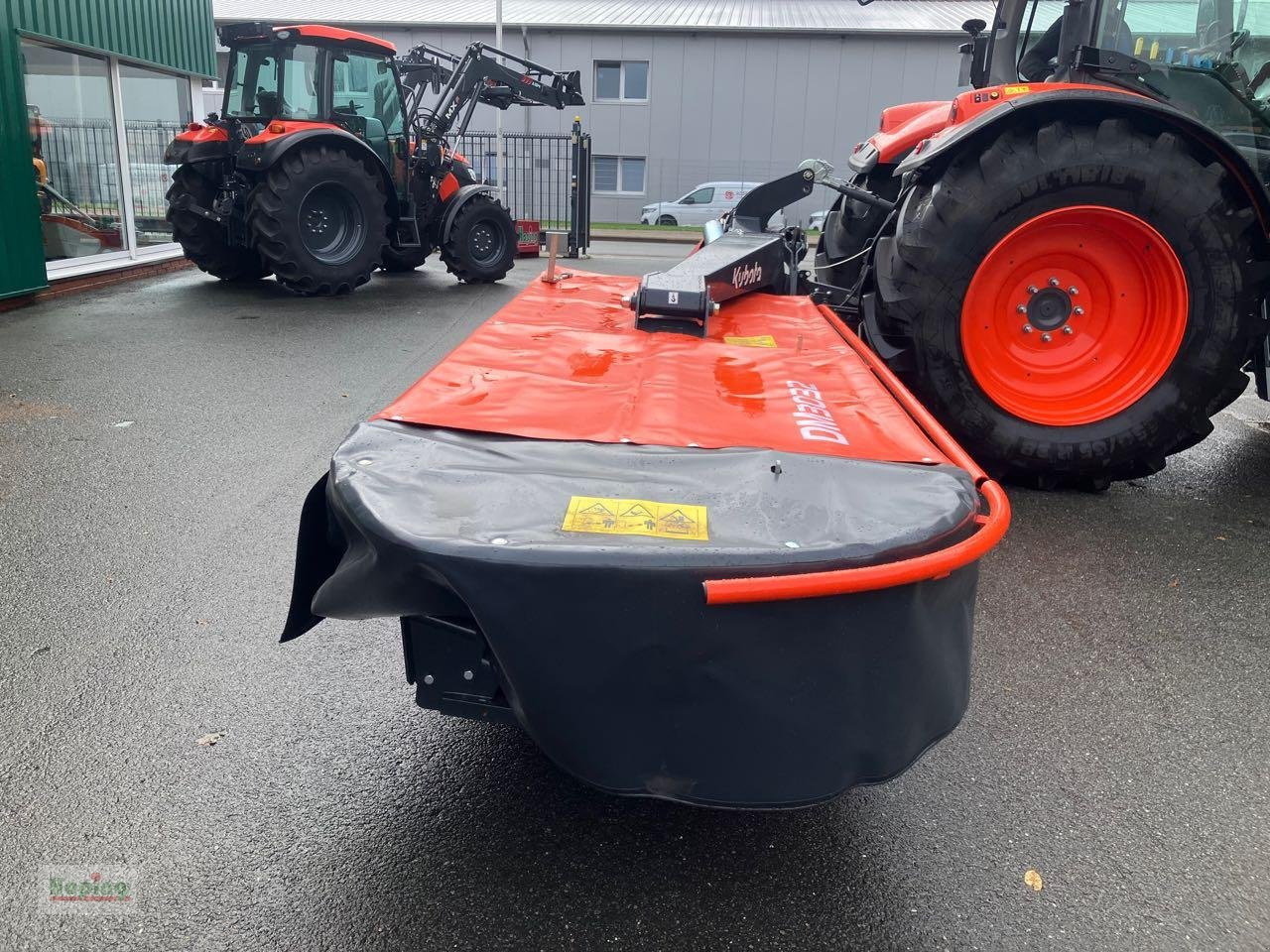 Kubota DM3032 KSW - Mesin pemotong padang rumput: gambar 2 Kubota DM3032 KSW - Mesin pemotong padang rumput: gambar 2