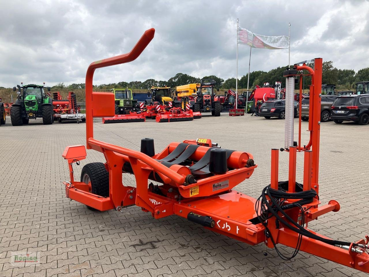 Kubota WR1400 - Pembungkus bale: gambar 5 Kubota WR1400 - Pembungkus bale: gambar 5