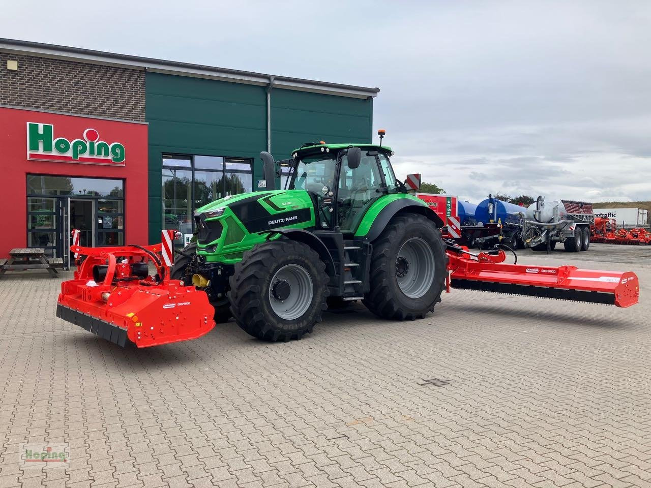 Maschio Butterfly-Mulcher Delta 830 und Front-Mulcher Bufalo 280 - Mesin pemotong chopper/ Mulcher: gambar 1 Maschio Butterfly-Mulcher Delta 830 und Front-Mulcher Bufalo 280 - Mesin pemotong chopper/ Mulcher: gambar 1
