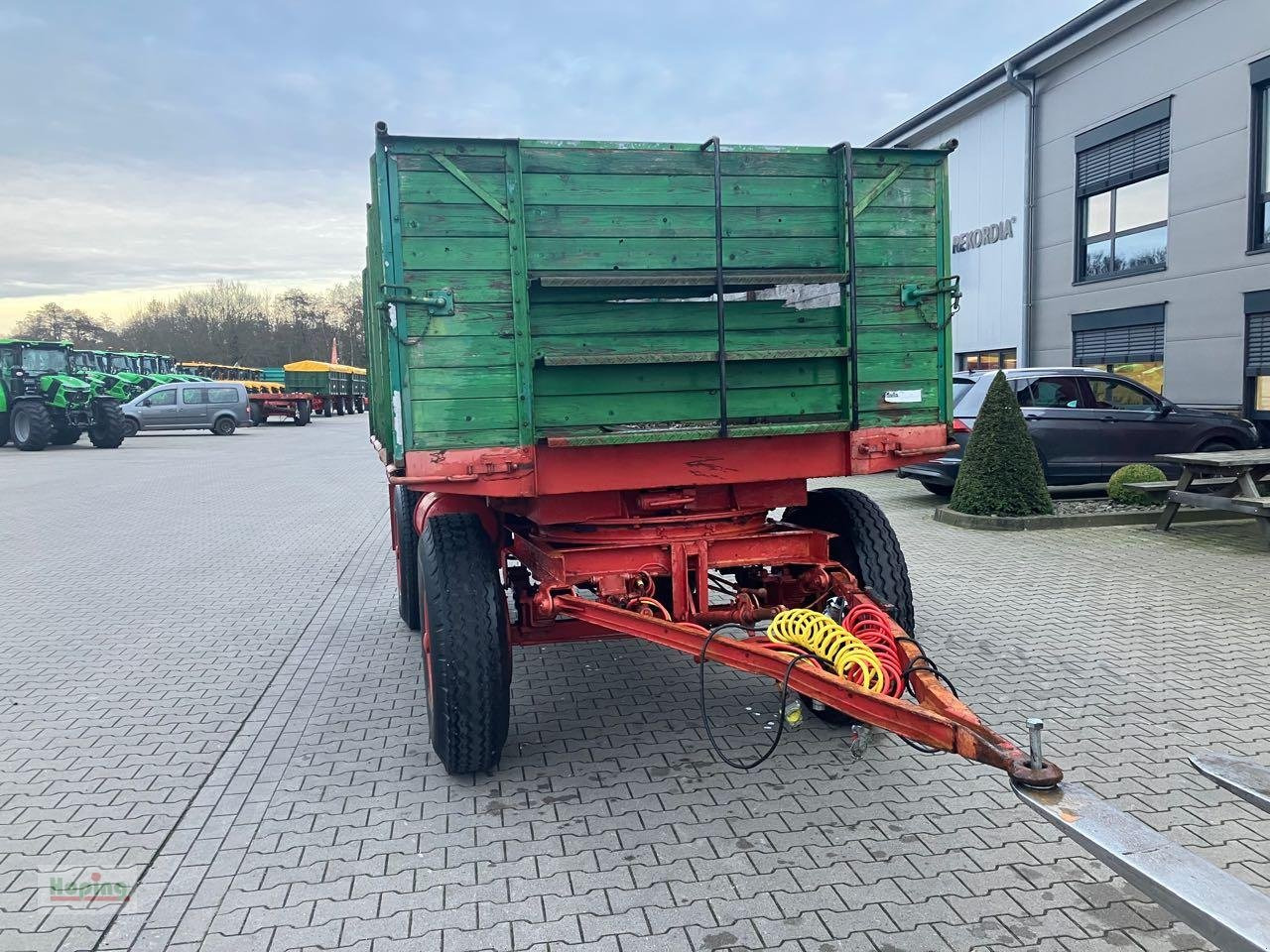 Unbekannter Anhänger - Peralatan lainnya: gambar 2 Unbekannter Anhänger - Peralatan lainnya: gambar 2