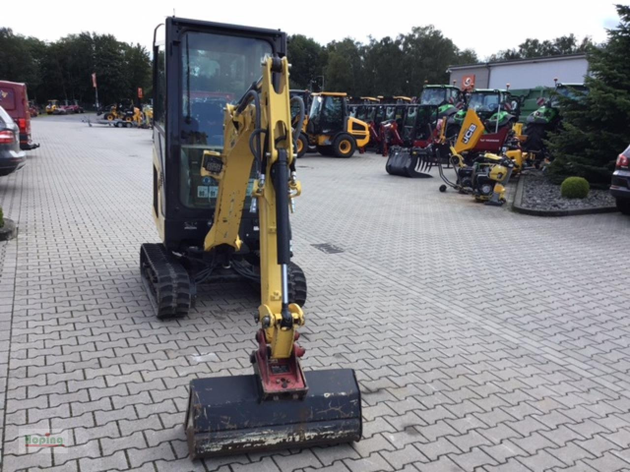 Yanmar SV15 VT - Ekskavator mini: gambar 3 Yanmar SV15 VT - Ekskavator mini: gambar 3