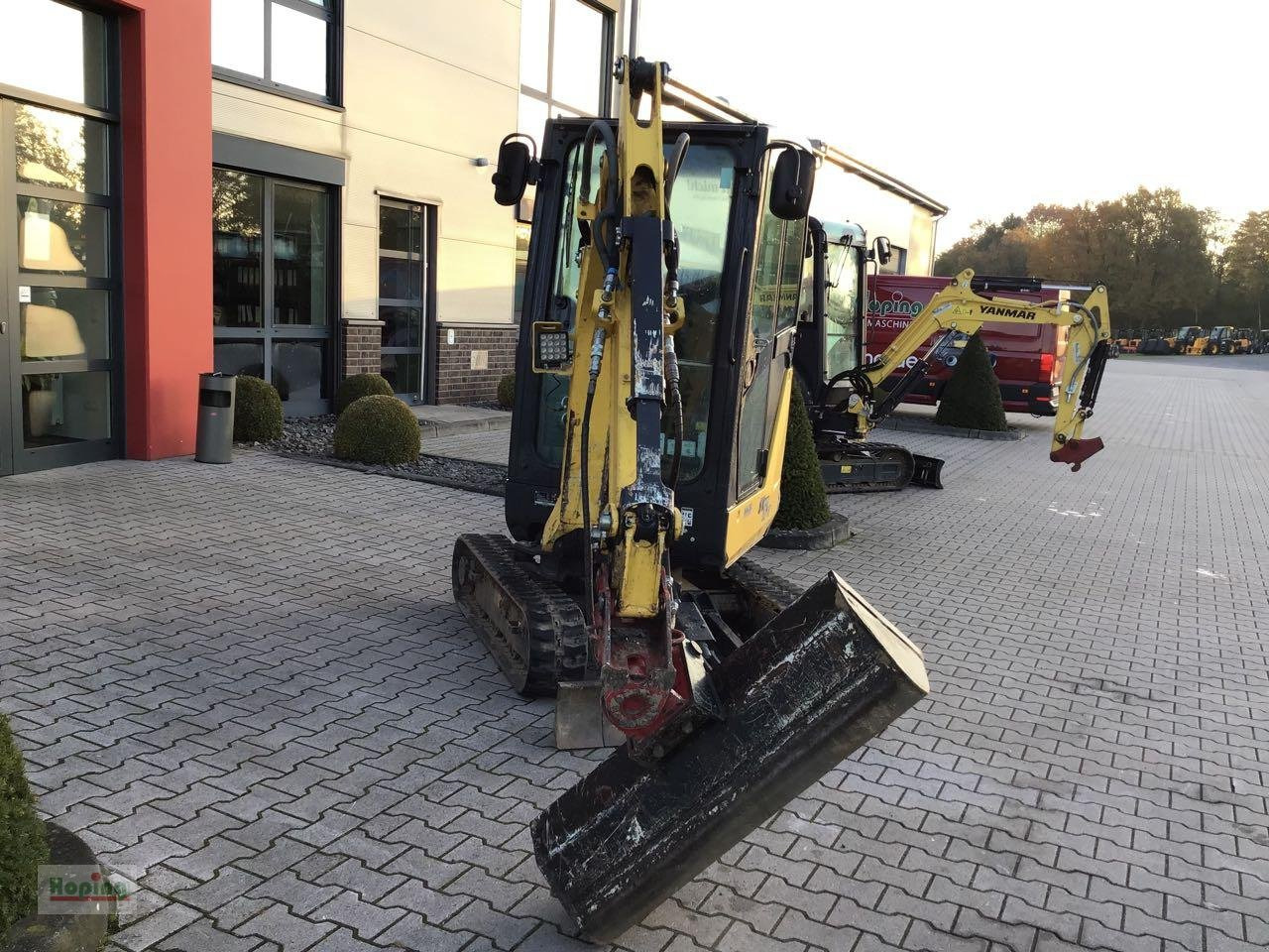 Yanmar SV17 VT - Ekskavator mini: gambar 2 Yanmar SV17 VT - Ekskavator mini: gambar 2