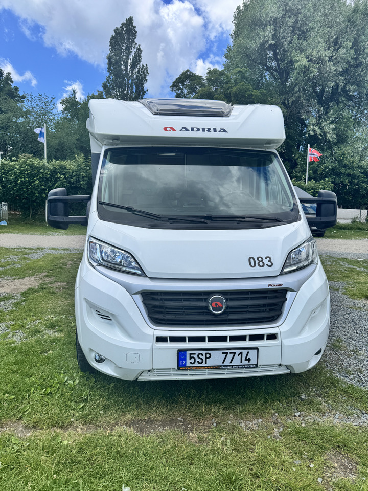 ADRIA Matrix 670 SL - Mobil rumah semi-terintegrasi: gambar 2 ADRIA Matrix 670 SL - Mobil rumah semi-terintegrasi: gambar 2