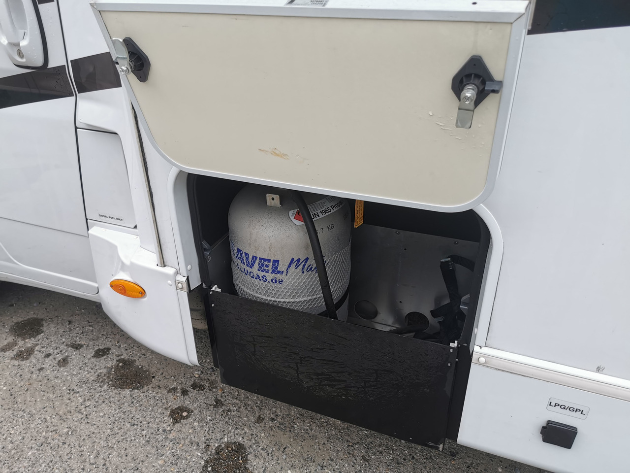 SUNLIGHT A 70 - Alkoven: gambar 5 SUNLIGHT A 70 - Alkoven: gambar 5