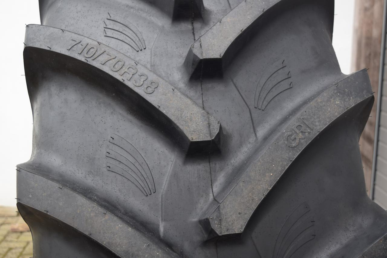 710/70R38 ***GRI*** - Ban: gambar 2 710/70R38 ***GRI*** - Ban: gambar 2
