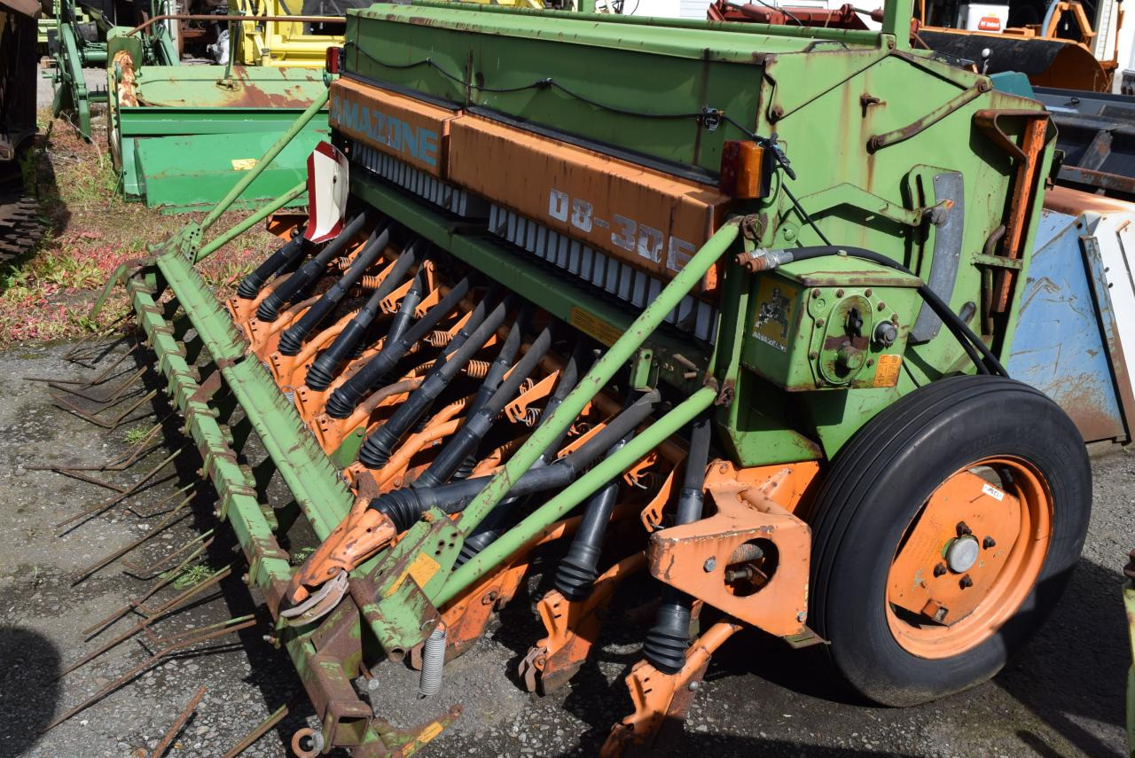 Amazone D8/30E - Bor benih: gambar 4 Amazone D8/30E - Bor benih: gambar 4