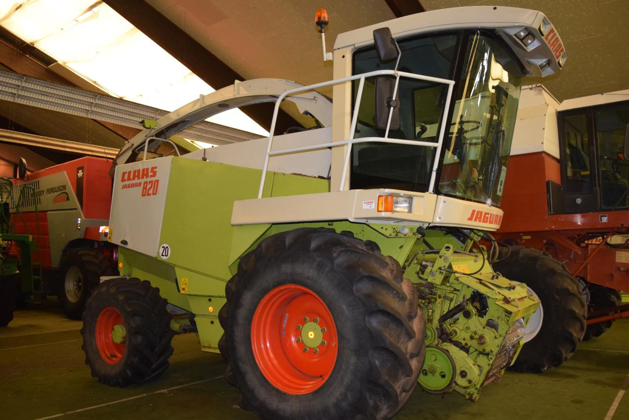 CLAAS Jaguar 820 - Pemanen hijauan: gambar 2 CLAAS Jaguar 820 - Pemanen hijauan: gambar 2