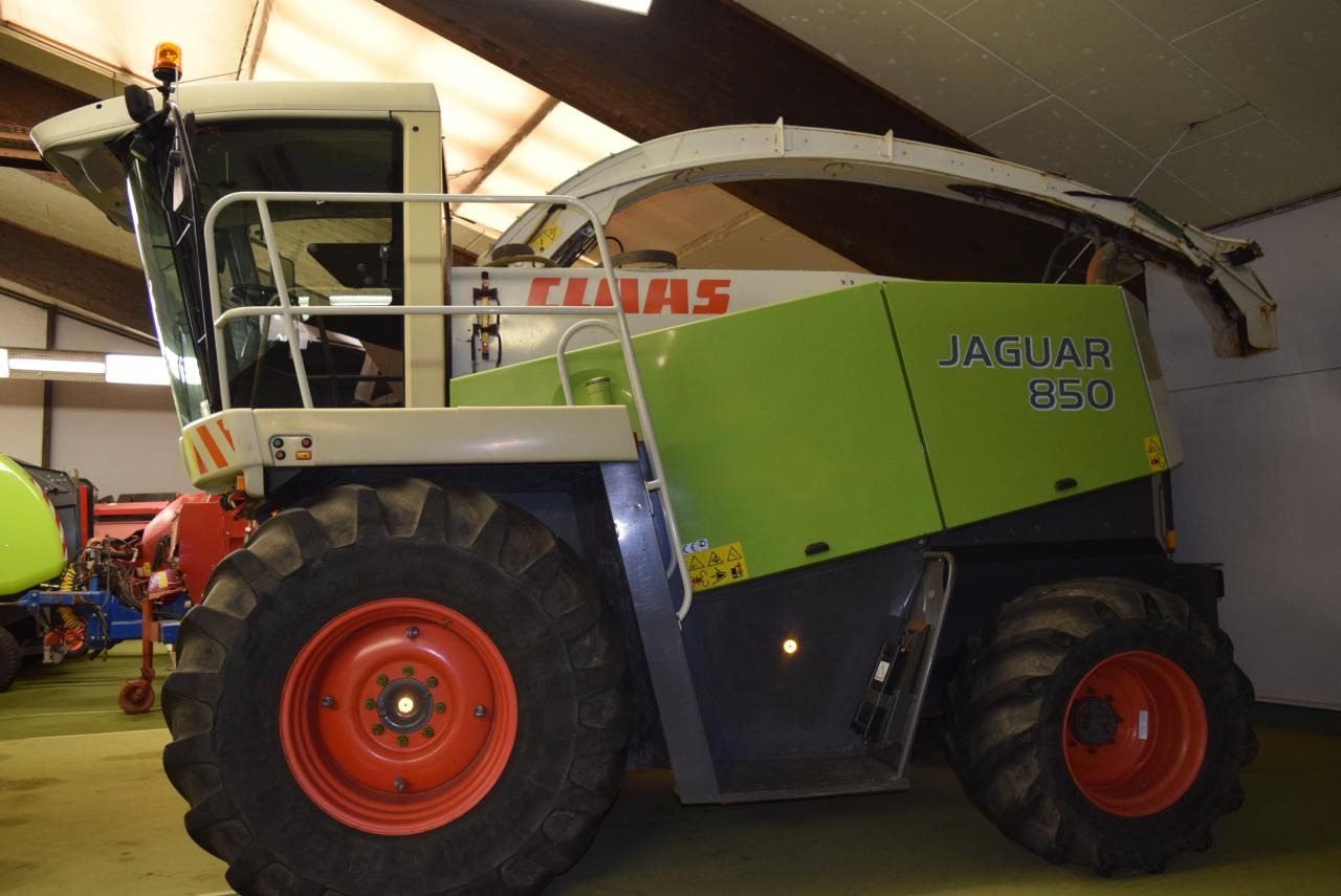 CLAAS Jaguar 850 - Pemanen hijauan: gambar 1 CLAAS Jaguar 850 - Pemanen hijauan: gambar 1