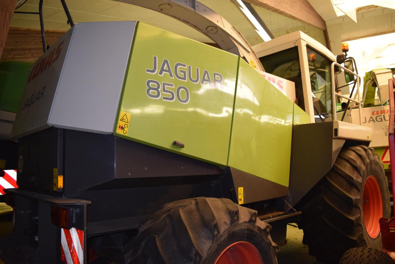 CLAAS Jaguar 850 - Pemanen hijauan: gambar 5 CLAAS Jaguar 850 - Pemanen hijauan: gambar 5