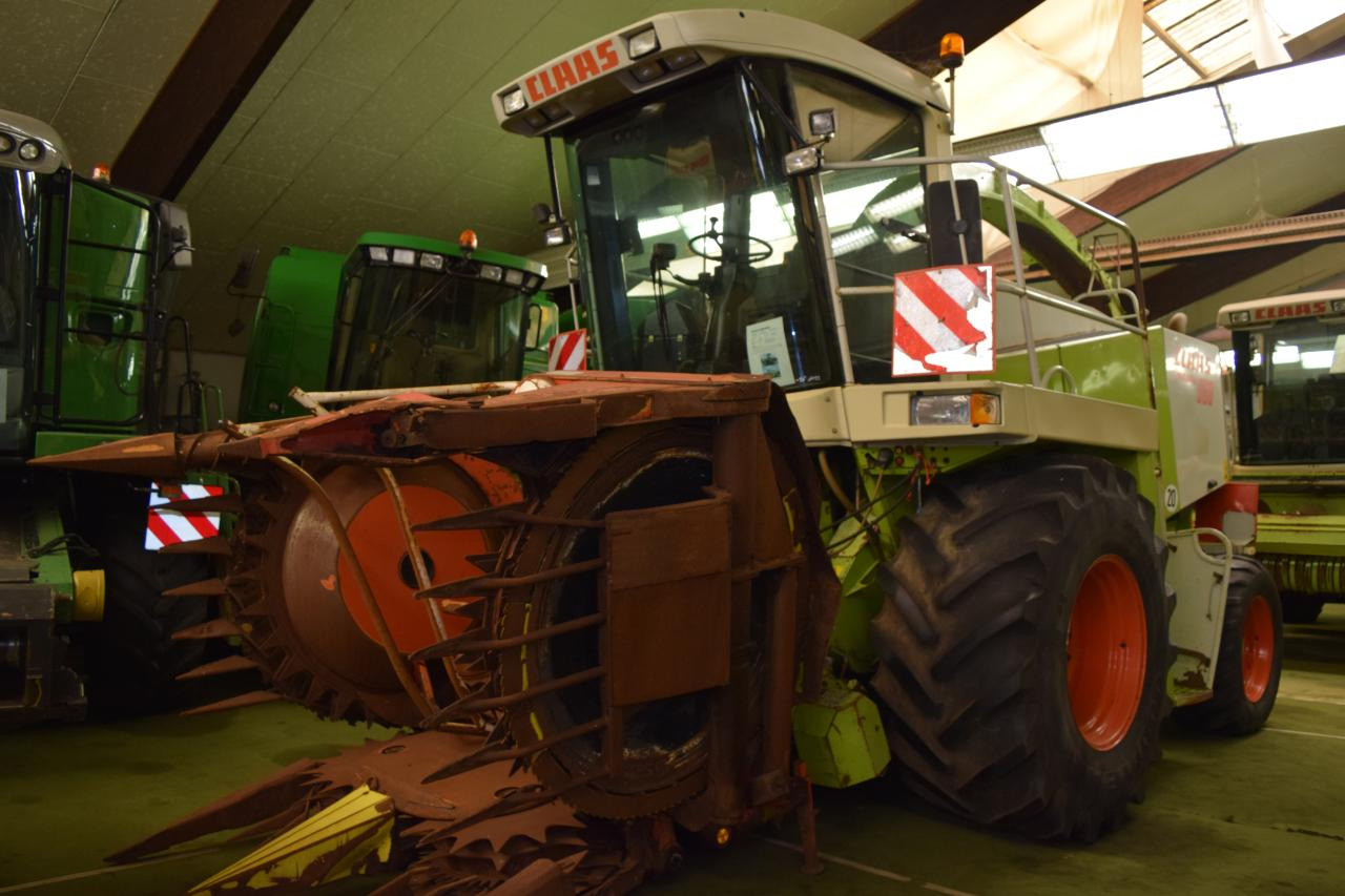 CLAAS Jaguar 860 - Pemanen hijauan: gambar 1 CLAAS Jaguar 860 - Pemanen hijauan: gambar 1