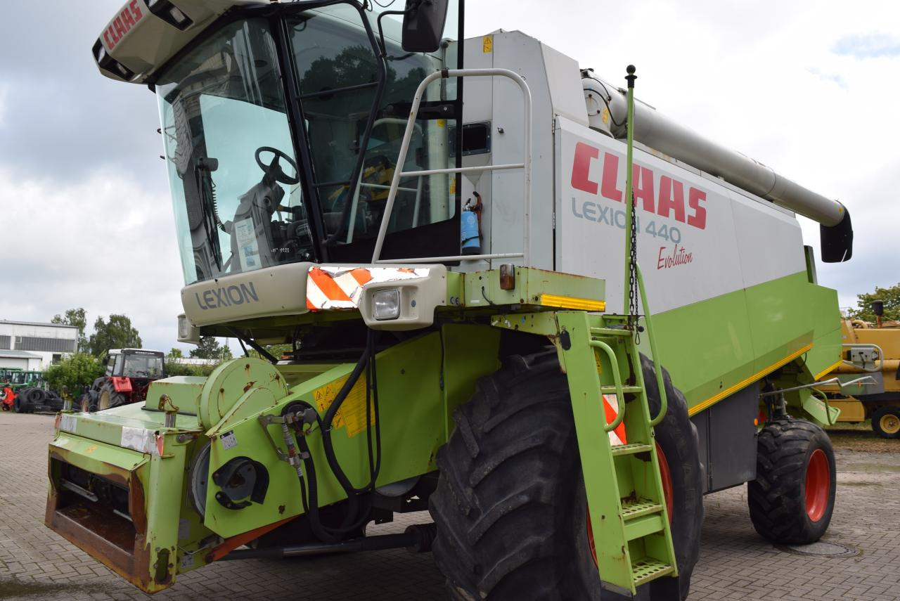 CLAAS Lexion 440 Evolution - Pemanen gabungan: gambar 3 CLAAS Lexion 440 Evolution - Pemanen gabungan: gambar 3