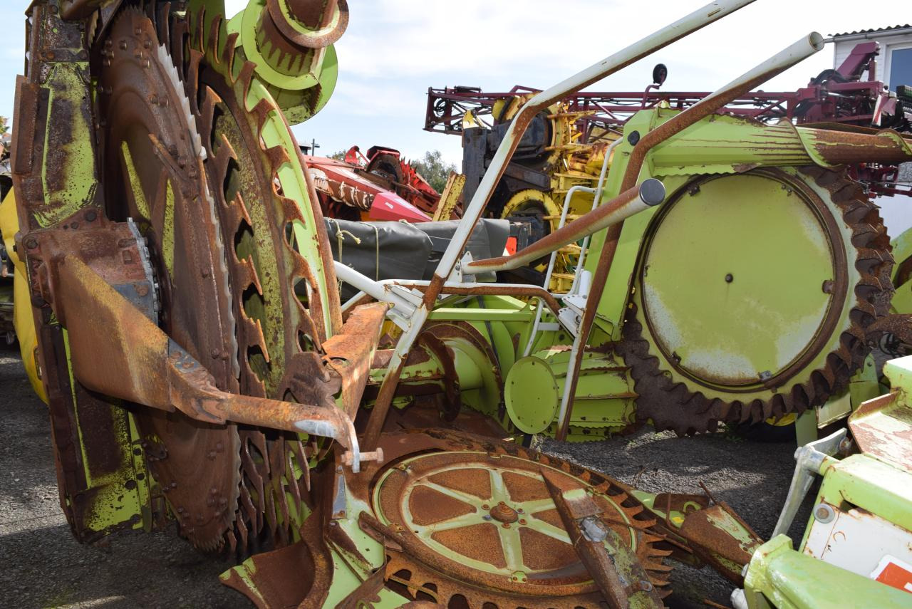 CLAAS RU 450 - Sundulan jagung: gambar 1 CLAAS RU 450 - Sundulan jagung: gambar 1