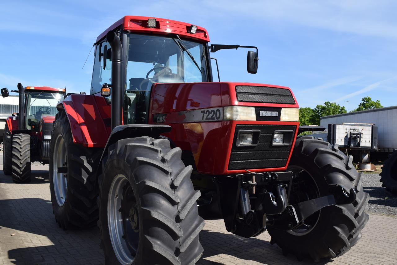 Case-IH 7220 Magnum - Traktor: gambar 4 Case-IH 7220 Magnum - Traktor: gambar 4