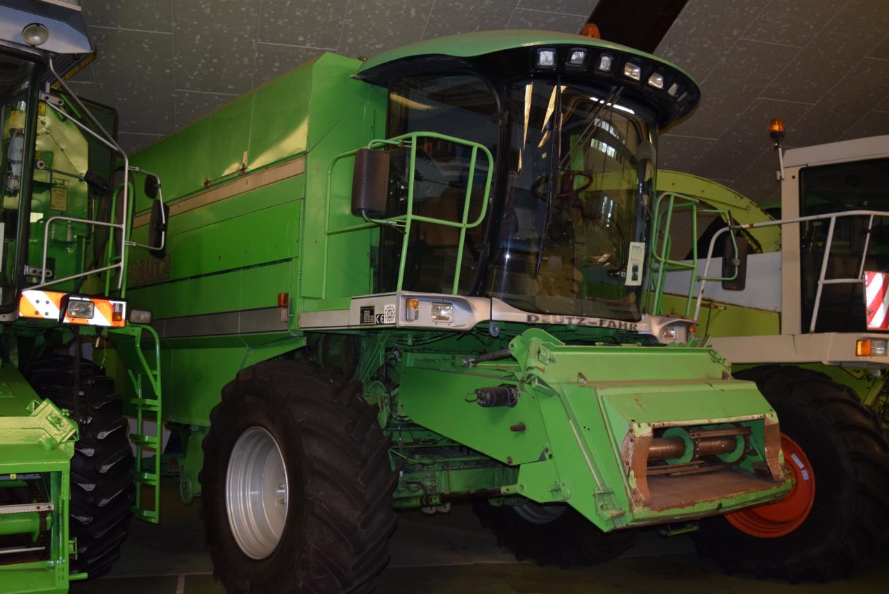 Deutz-Fahr 5660 HTS - Pemanen gabungan: gambar 1 Deutz-Fahr 5660 HTS - Pemanen gabungan: gambar 1