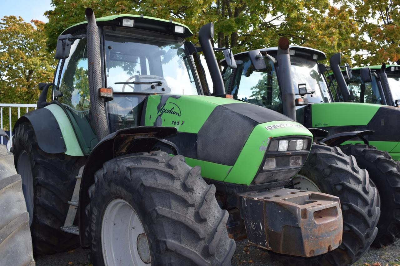 Deutz-Fahr Agrotron 165.7 - Traktor: gambar 2 Deutz-Fahr Agrotron 165.7 - Traktor: gambar 2